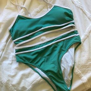 BRAND NEW!! Shein large green high waisted bikini!